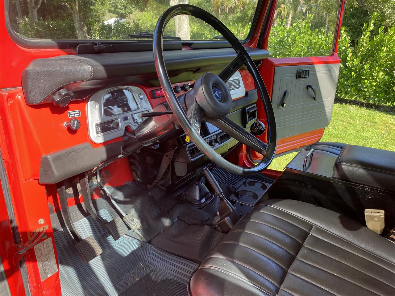 Toyota-Land-cruiser-fj40-1979-Red-Blkgrey-12
