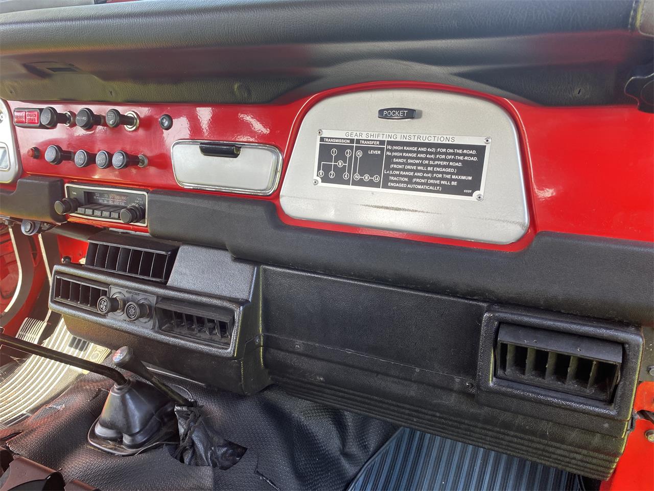 Toyota-Land-cruiser-fj40-1979-Red-Blkgrey-14