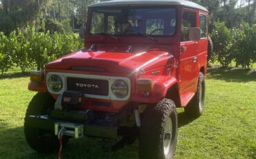 Toyota-Land-cruiser-fj40-1979-Red-Blkgrey-28