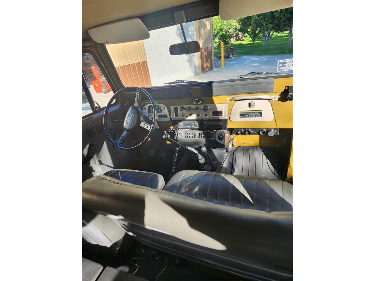 Toyota-Land-cruiser-fj43-1984-Brown-Gray-13