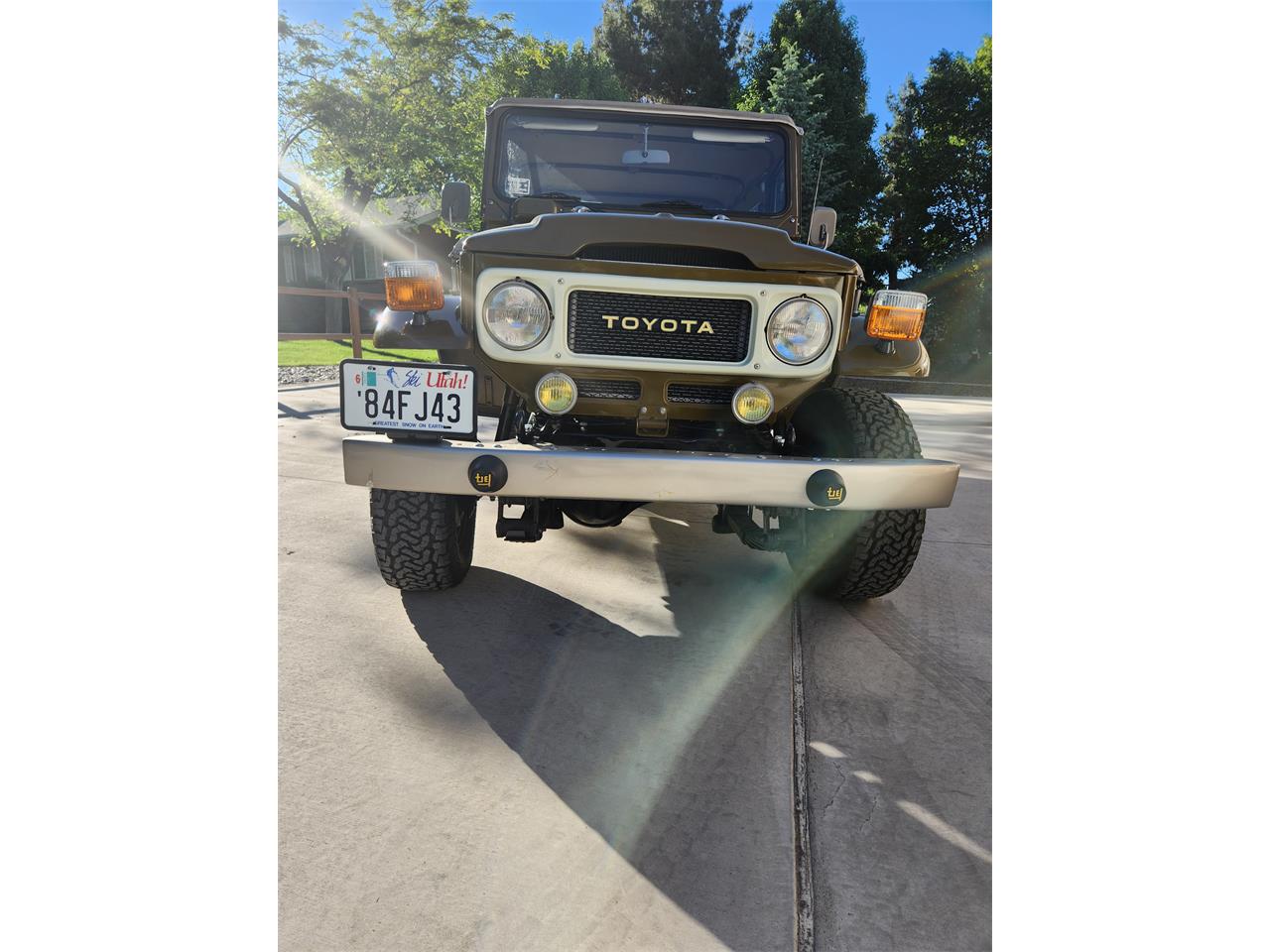 Toyota-Land-cruiser-fj43-1984-Brown-Gray-2