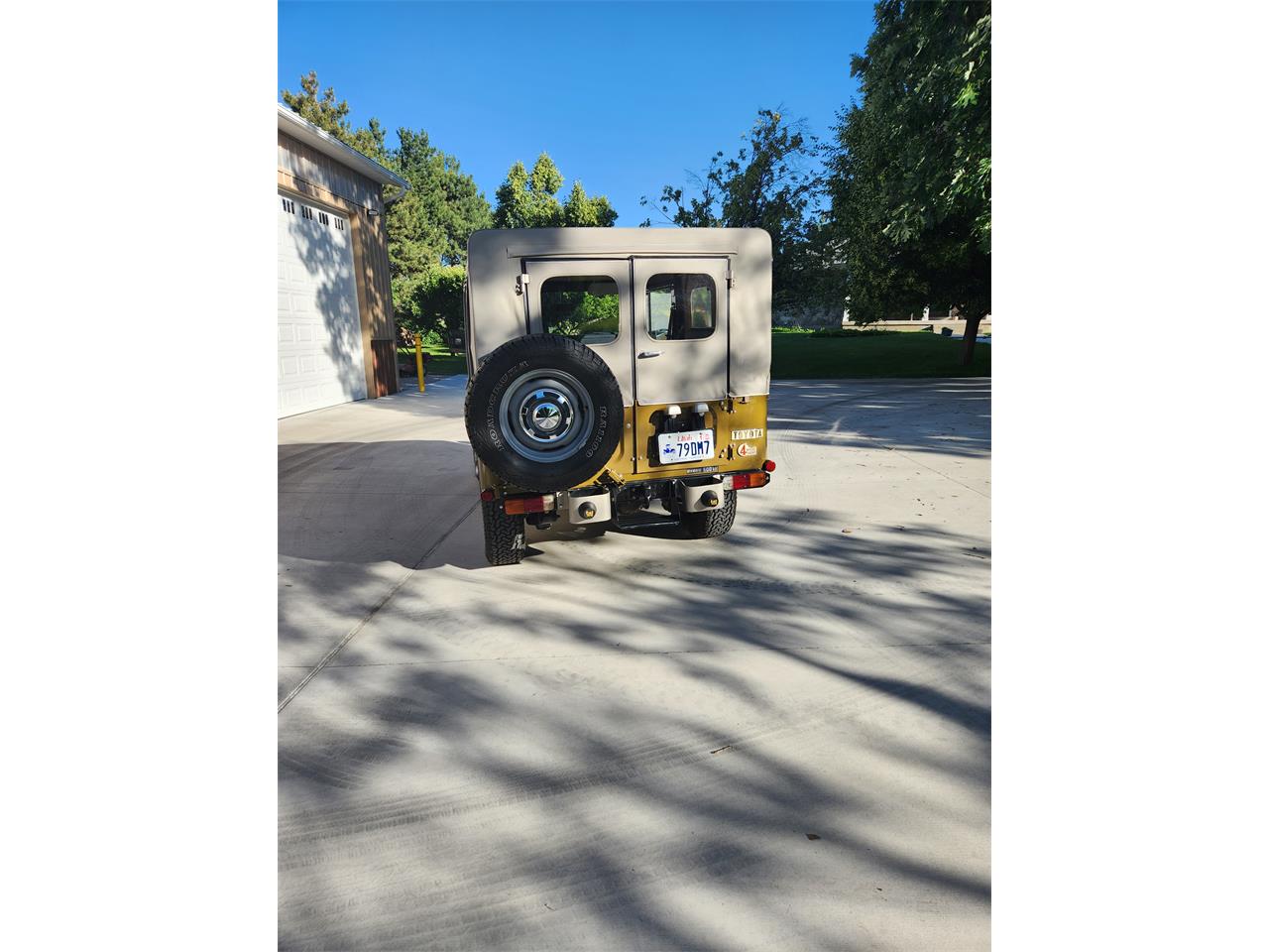 Toyota-Land-cruiser-fj43-1984-Brown-Gray-6