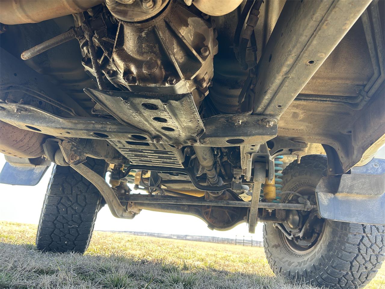 Toyota-Land-cruiser-fj80-1992-White-Grey-13