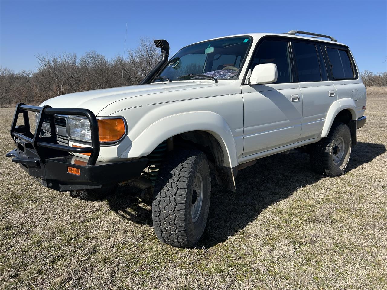 Toyota-Land-cruiser-fj80-1992-White-Grey-14