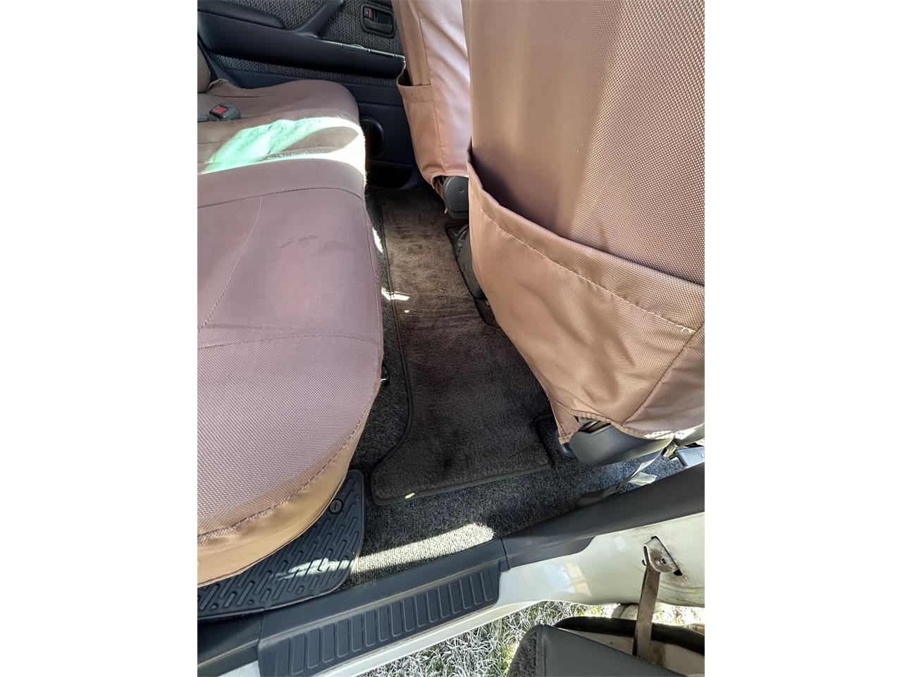 Toyota-Land-cruiser-fj80-1992-White-Grey-18