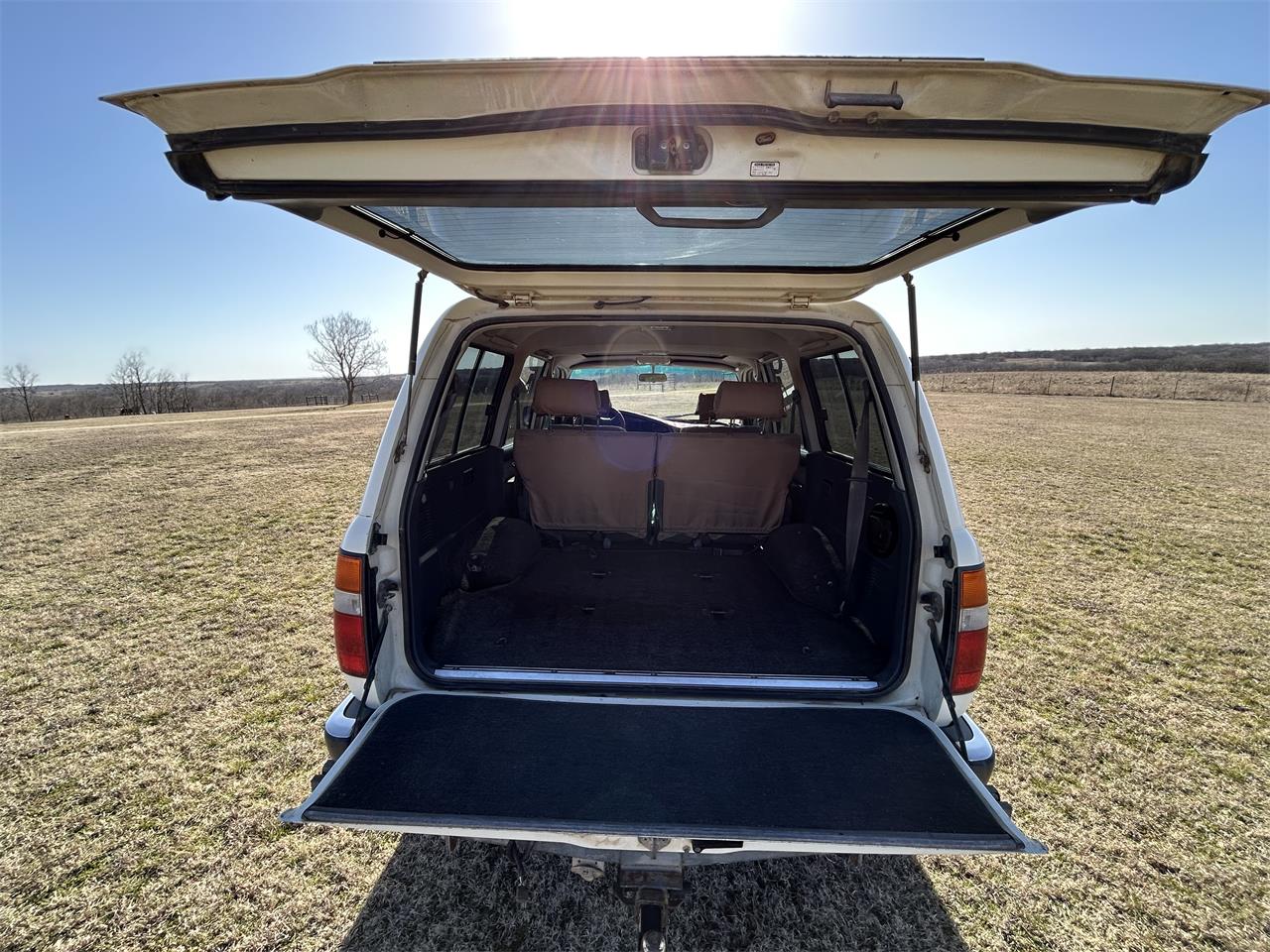 Toyota-Land-cruiser-fj80-1992-White-Grey-24