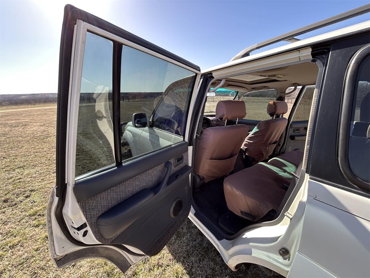 Toyota-Land-cruiser-fj80-1992-White-Grey-9