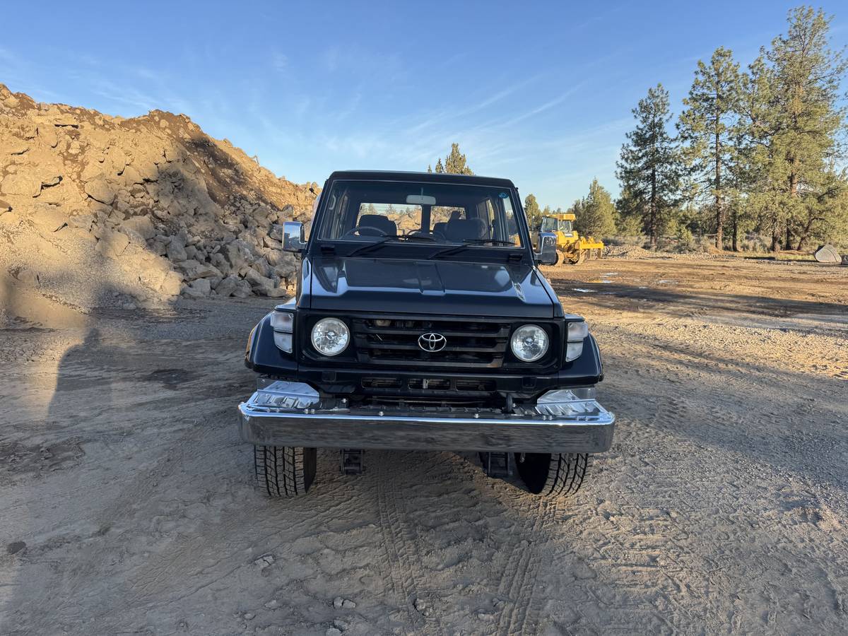 Toyota-Land-cruiser-hzj73-diesel-1990-18