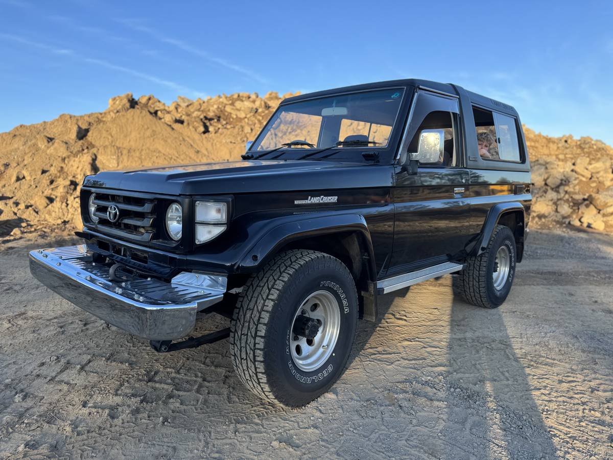 Toyota-Land-cruiser-hzj73-diesel-1990-21
