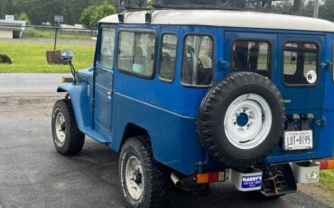 Toyota-Land-cruiser-landcruiser-diesel-1981-blue-3