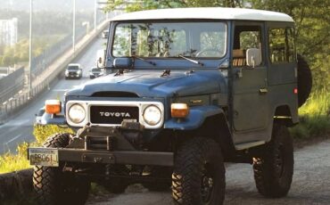 Toyota-Landcruiser-diesel-1980-blue-10