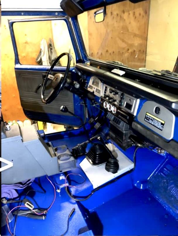 Toyota-Landcruiser-diesel-1980-blue-3