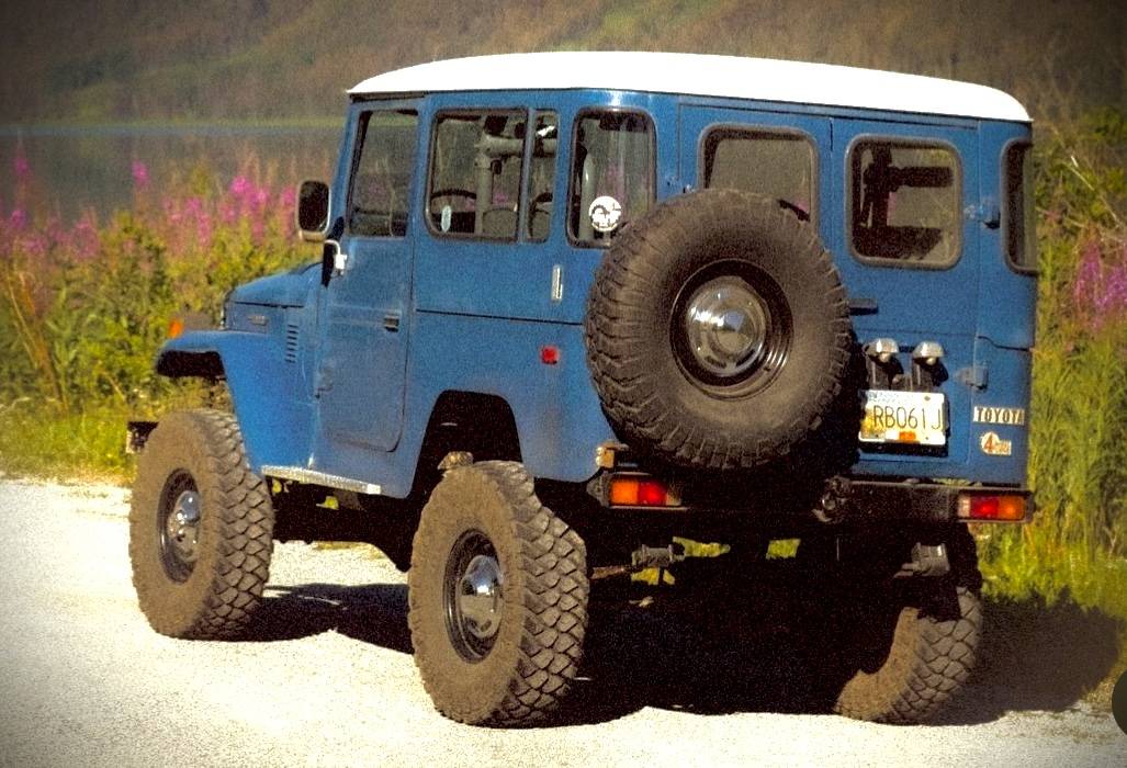 Toyota-Landcruiser-diesel-1980-blue-7
