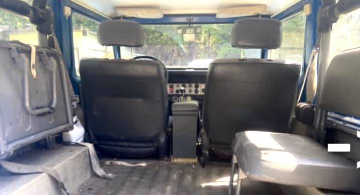 Toyota-Landcruiser-diesel-1980-blue-8