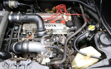 Toyota-MR2-1988-8