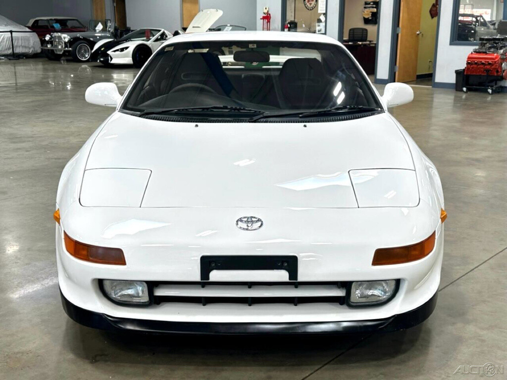 Toyota-MR2-1993-Coupe-1