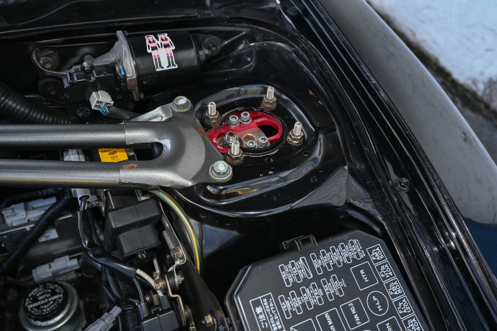 Toyota-MR2-1995-Coupe-24