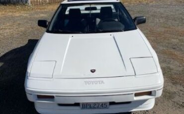 Toyota-Mr2-1986-White-3