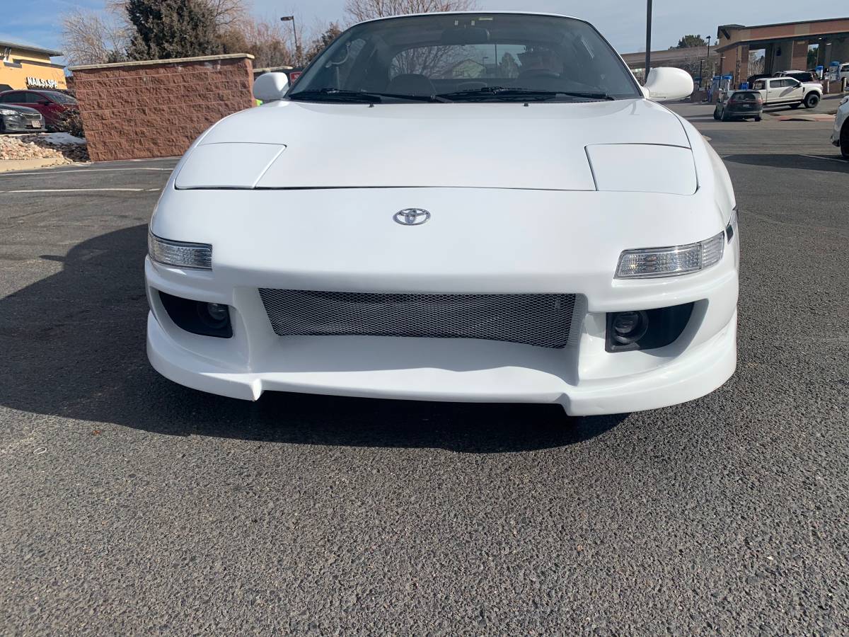 Toyota-Mr2-turbo-1993-white-5