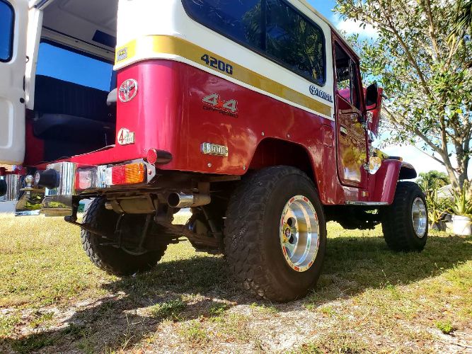 Toyota-Other-1960-Red-7
