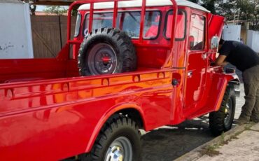 Toyota-Other-1972-Red-2