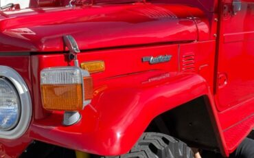 Toyota-Other-1972-Red-4