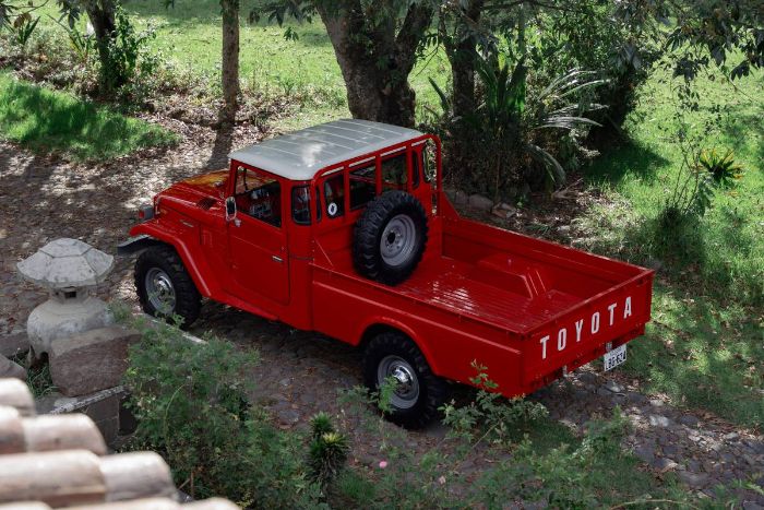 Toyota-Other-1972-Red-5