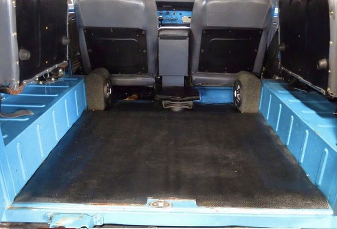 Toyota-Other-1976-Blue-Gray-11