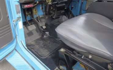 Toyota-Other-1976-Blue-Gray-12