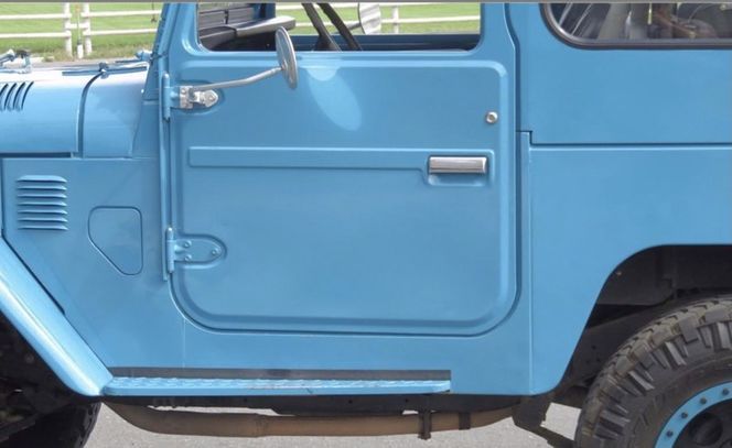 Toyota-Other-1976-Blue-Gray-16