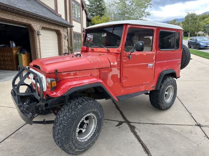 Toyota-Other-1978-Red-Brown-11