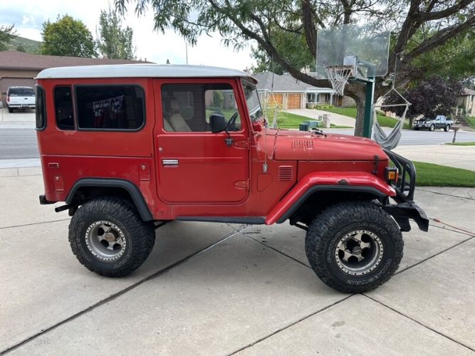 Toyota-Other-1978-Red-Brown-13