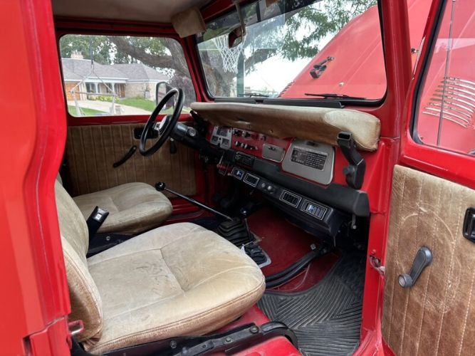 Toyota-Other-1978-Red-Brown-8