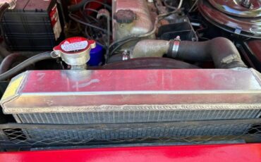 Toyota-Other-1981-Red-Black-8