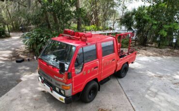 Toyota-Other-1987-Red-1
