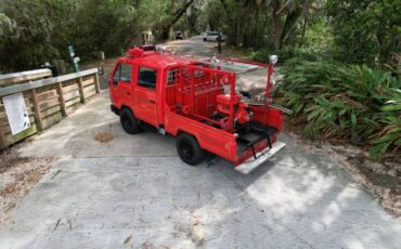 Toyota-Other-1987-Red-7