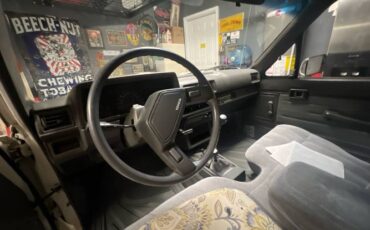 Toyota-Other-1987-White-5