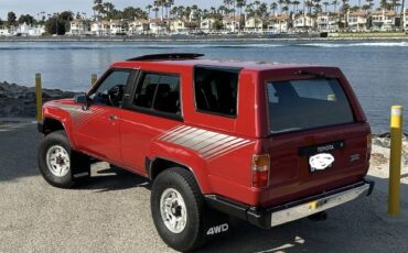 Toyota-Other-1988-Red-2