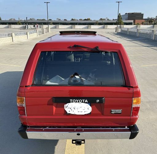 Toyota-Other-1988-Red-3