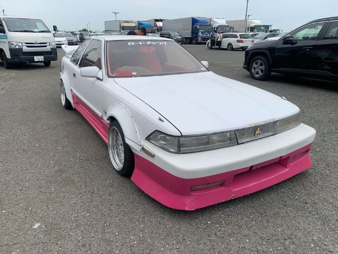 Toyota-Other-1991-WhitePink-Tan-13