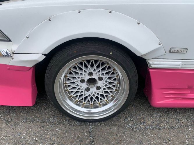 Toyota-Other-1991-WhitePink-Tan-3
