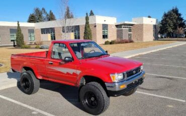 Toyota-Other-1992-Red-10