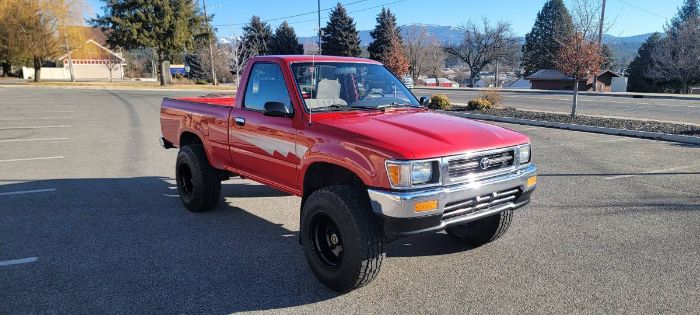 Toyota-Other-1992-Red-14