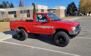 Toyota-Other-1992-Red-9