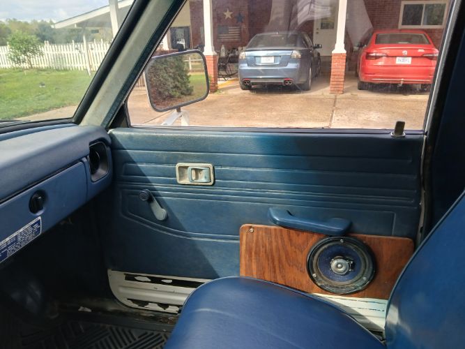 Toyota-Pickup-1980-22