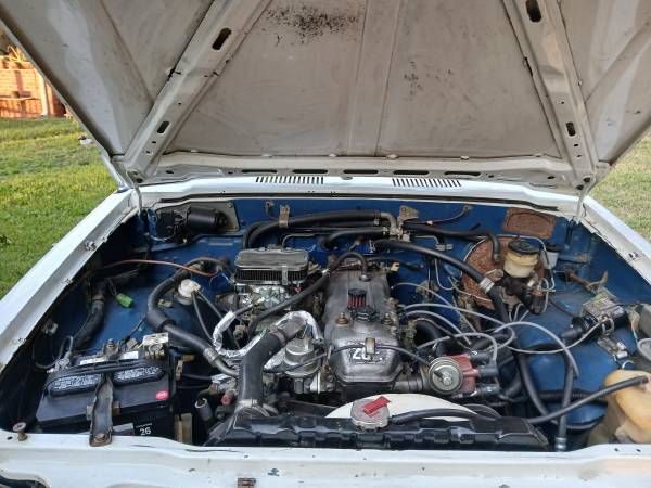 Toyota-Pickup-1980-4