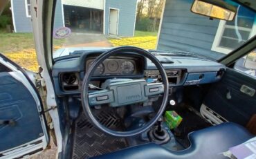 Toyota-Pickup-1980-7