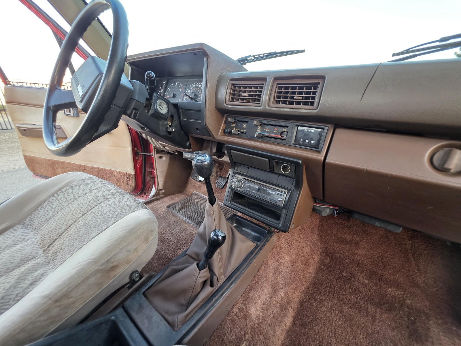 Toyota-Pickup-1985-10