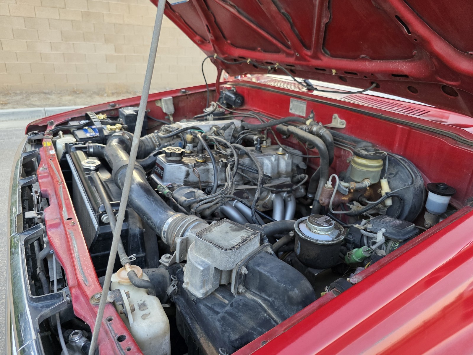 Toyota-Pickup-1985-13