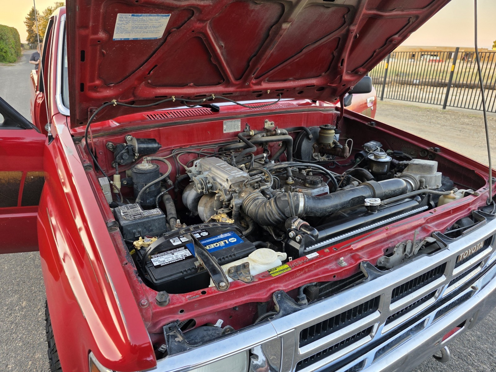 Toyota-Pickup-1985-15